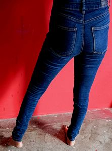 Waist-30 Length-40 Serves You The Good Quality..