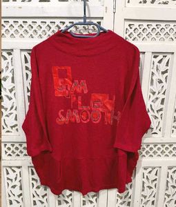 Red "Simple Smooth" Graphic Top 🎩