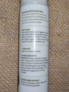 Plum Green Tea Mattifying Moisturizer