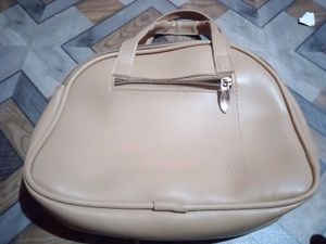 Stylish GUCCI Shoulder Bag