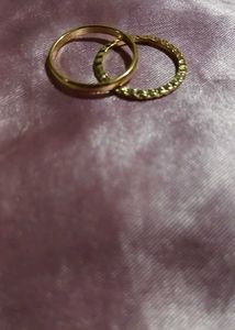 Set of 2 Gold Rings
