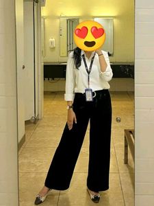 Stylish Black Straight Leg Jeans