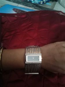 Elegant Women's Watch