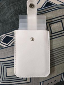 White Card Holder Wallet 💳🗃️