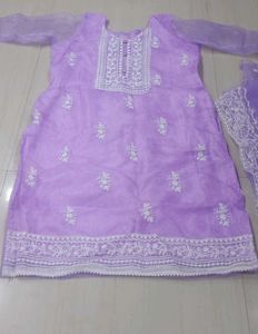 beautiful kurta n dupatta set.