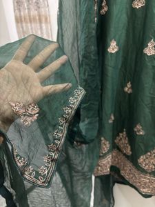 Emerald Green Embroidered Kurta w/ Dupatta