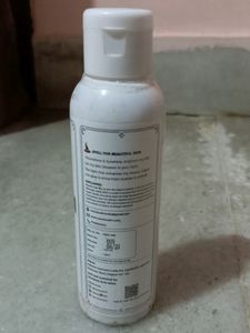 Woodoo Hello Clear Skin Facewash