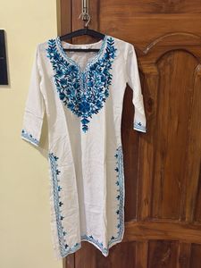 embroidered kurta
