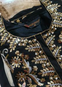 Elegant Embroidered Kurta Set