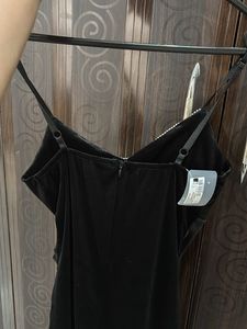 Elegant Black Velvet Embellished Dress