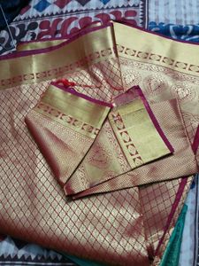 Bridal Exquisite Silk Saree with Blouse piece
