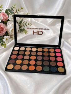 Swiss Beauty Hd Professional 40 Pigmented Colors E
