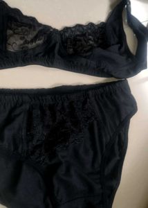 Black Lace Bra &amp; Panty Set