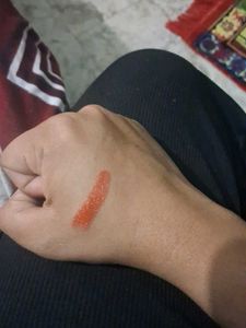 StaZe Y.U.M.M.Y Lip Gloss Balm