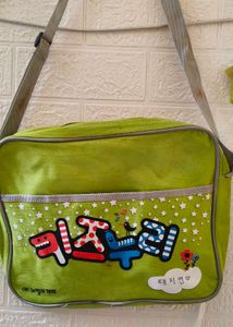 Cute Green Crossbody Bag with Cartoon Design