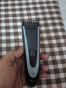 Syska HT1309 UltraTrim Trimmer