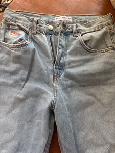 Pull &amp; Bear Light Wash Jeans