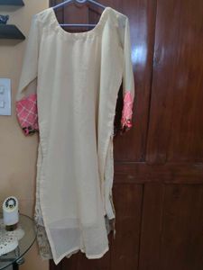 Embroidered Cream Kurta