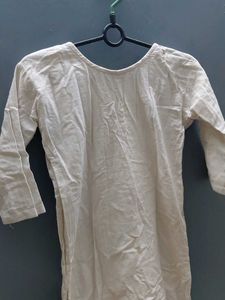 Embroidered Cream Kurta