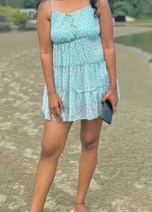 Chic Floral Print Mini Dress
