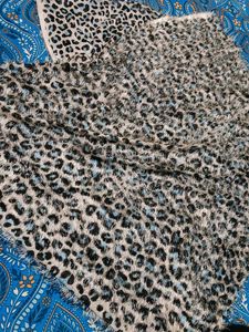 Fuzzy Leopard Print Scarf