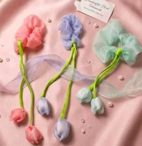 Floral Tulip Scrunchies Set
