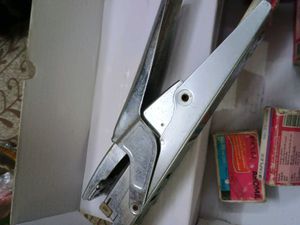 Heavy Duty Stapler