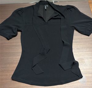 Chic Tie-Front Top