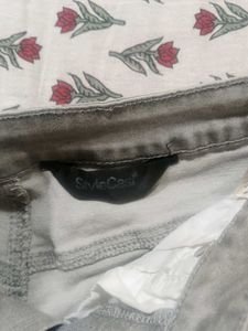 Frayed Hem Denim Shorts