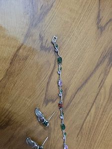 viral Braclet and Earnings set