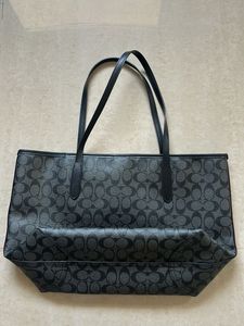 Coach City Tote in Signature Canvas (Charcoal/Blac