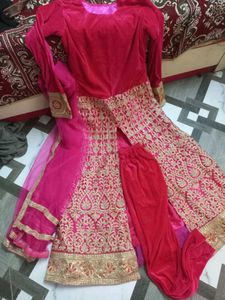 Rose pink 🩷 Embroidered gawn