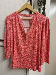 Red Floral Print 3/4 Sleeve Top