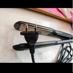 Havells HS4122 Hair Straightener