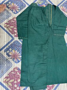 Elegant Emerald Green Kurta Set