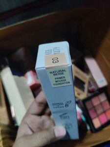 Swiss Beauty Primer Mousse Foundation