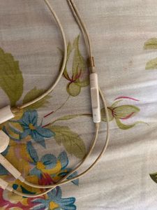 Apple Wired EarPods (only Left Working)