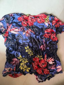 Vibrant Floral stretchable Print Button-Up Top