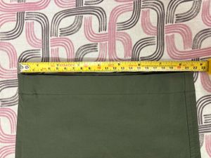 Uniqlo Olive Green Cargo Pants