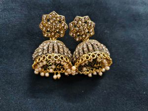 Exquisite Jhumka Earrings with Pearls