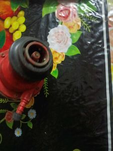 Kitchen Cylinder Regulator and Pipe