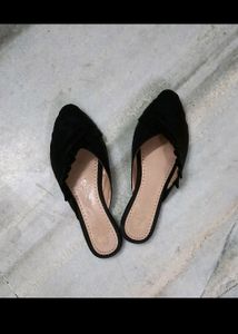 Pleated Mules (black) - Flats