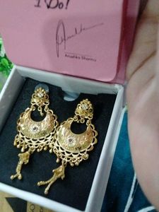 Elegant Gold Drop Earrings