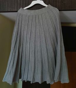 Gray Pleated Knit Midi Skirt