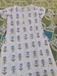 Women's White Floral Print Kurta
