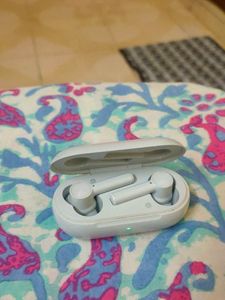 OnePlus Wireless Earbuds Charging Case