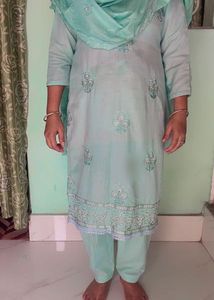 Elegant Mint Green Kurta Set