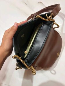 Chic Two-Tone Crossbody Bag