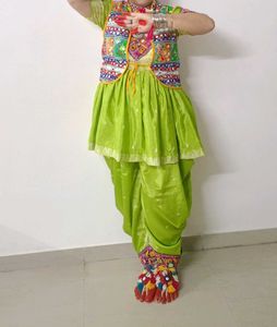Silk Vibrant Ethnic dhoti and kurta ( kediya )