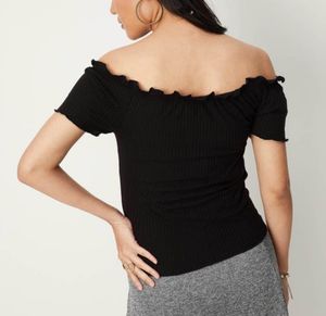 SAVANA Ruffle Trim Top